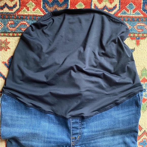 Madewell Maternity Jeans (30) - Picture 2 of 5